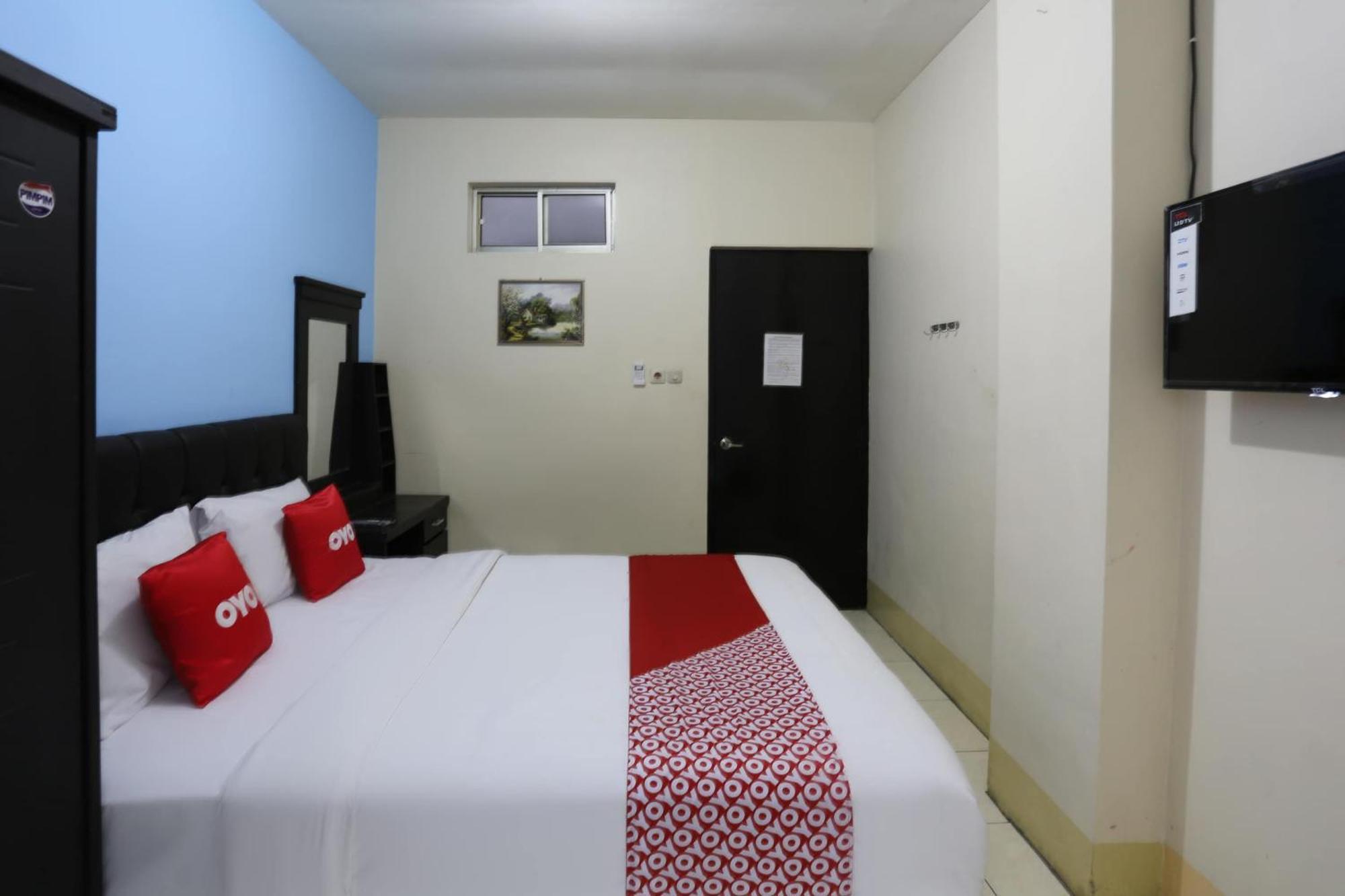 Oyo 3865 Wisma Niaga Giacarta Esterno foto