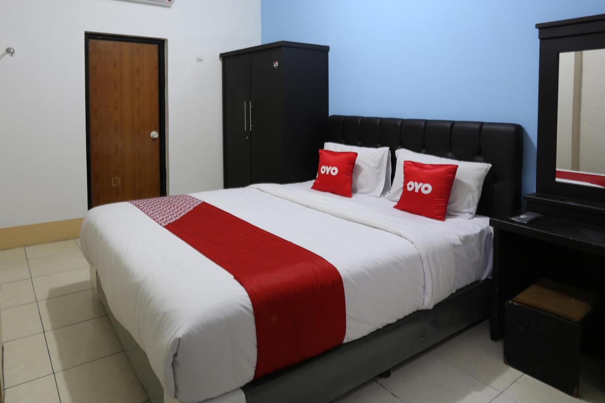 Oyo 3865 Wisma Niaga Giacarta Esterno foto